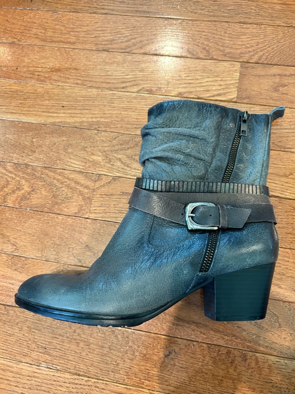 Earth ankle moto booties , heeled all leather boots in Spruce